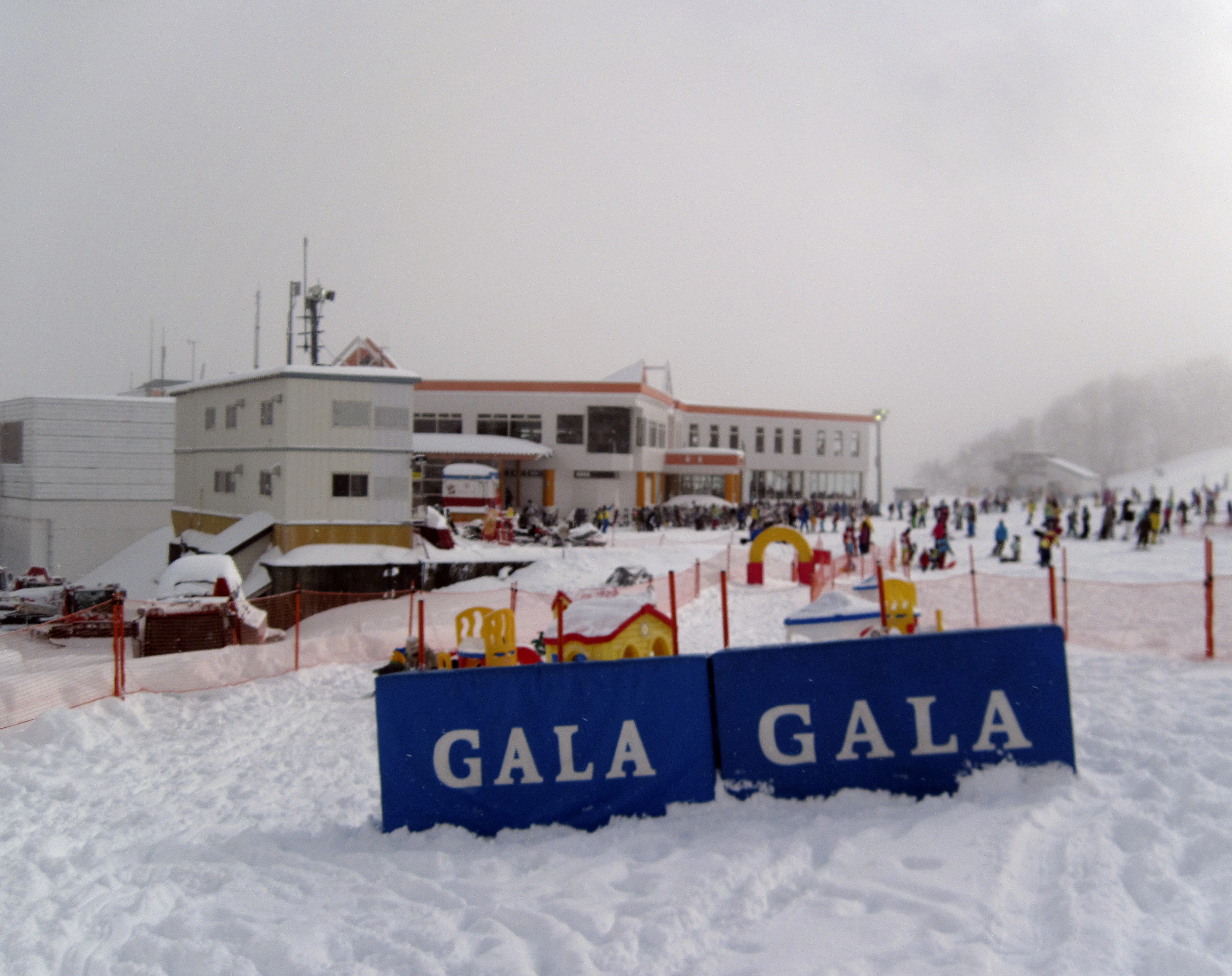 GALA Yuzawa 雪場照片